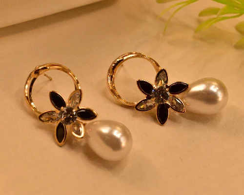 Beautiful Unique Design Gold Plated Real Stones Earrings For Girls/women